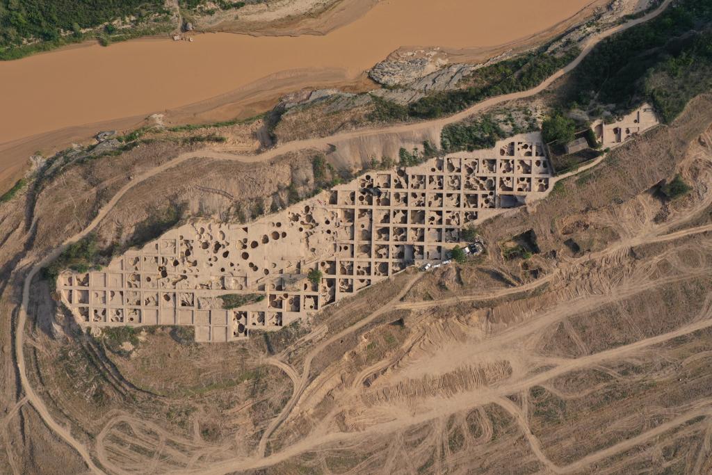 陜西咸陽(yáng)發(fā)現(xiàn)龍山文化早期大型倉(cāng)儲(chǔ)遺址